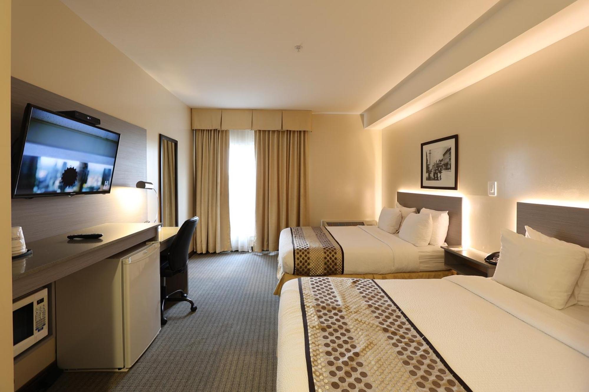 Days Inn By Wyndham Суррей Экстерьер фото